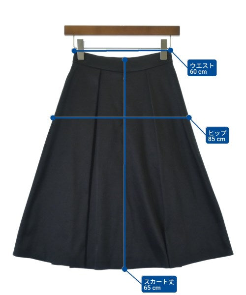 M-premier BLACK กระโปรงยาวถึงเข่า