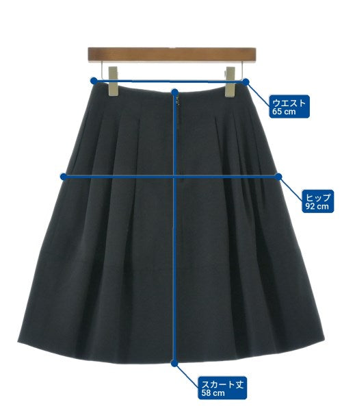 M-premier BLACK กระโปรงยาวถึงเข่า