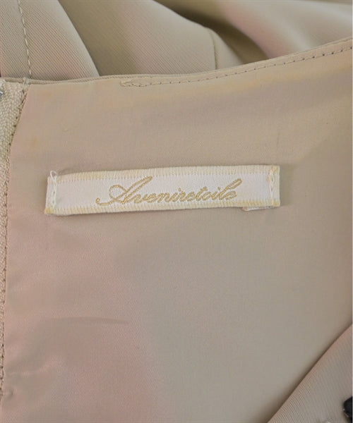 Aveniretoile ชุดเดรส