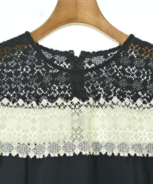 Aveniretoile ชุดเดรส