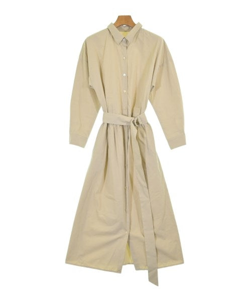 Demi-Luxe BEAMS เดรสที่เป็นเสื้อเชิ้ตตัวยาว