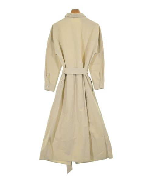 Demi-Luxe BEAMS เดรสที่เป็นเสื้อเชิ้ตตัวยาว