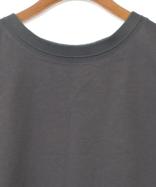 OPAQUE.CLIP เสื้อยืด/เสื้อท็อปส์