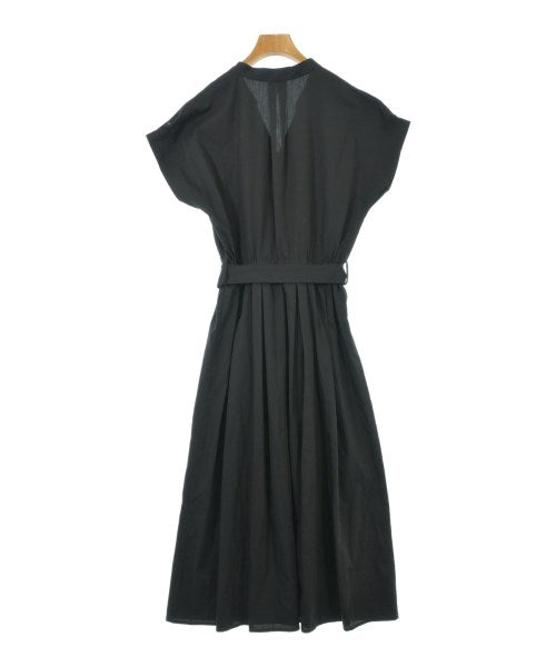 OPAQUE.CLIP ชุดเดรส