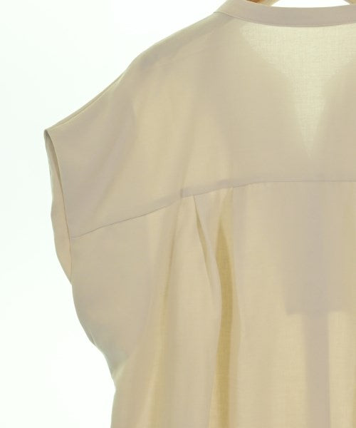 OPAQUE.CLIP เสื้อสตรี