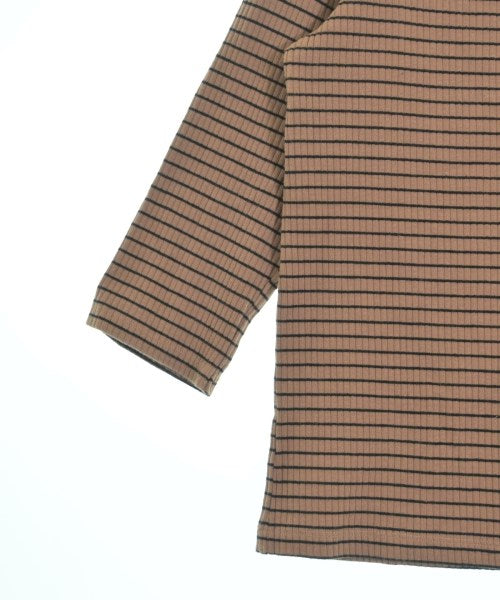 OPAQUE.CLIP เสื้อยืด/เสื้อท็อปส์