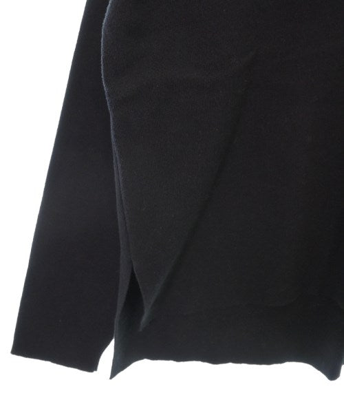 OPAQUE.CLIP เสื้อกันหนาว