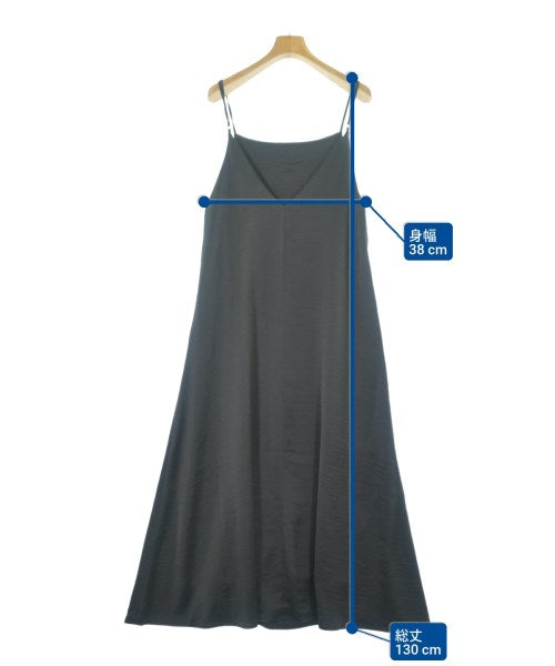 OPAQUE.CLIP ชุดเดรส