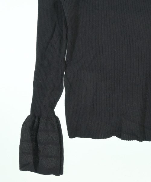 OPAQUE.CLIP เสื้อกันหนาว