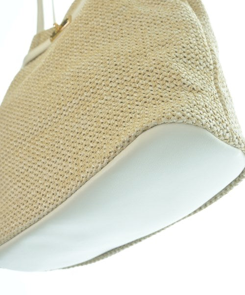 OPAQUE.CLIP กระเป๋าถือขนาดใหญ่