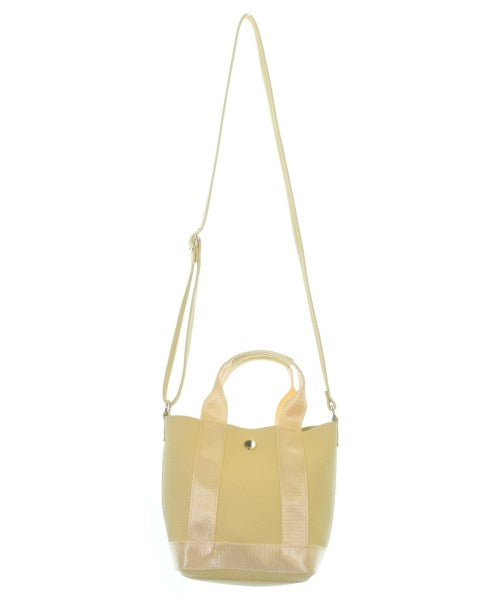 OPAQUE.CLIP กระเป๋าสะพาย