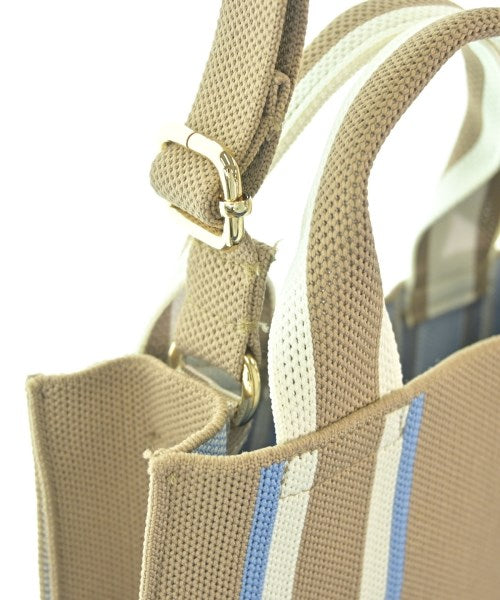 OPAQUE.CLIP กระเป๋าสะพาย