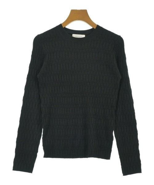 OPAQUE.CLIP เสื้อกันหนาว