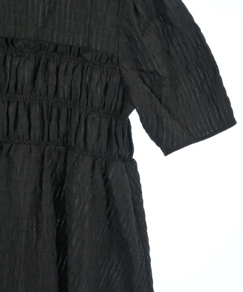 OPAQUE.CLIP เสื้อสตรี