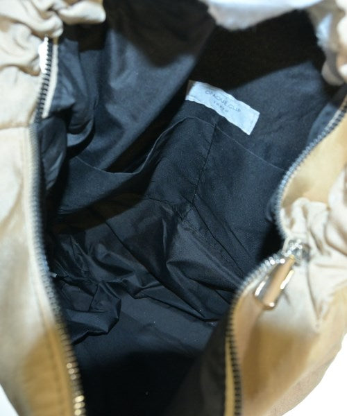 OPAQUE.CLIP กระเป๋าสะพาย