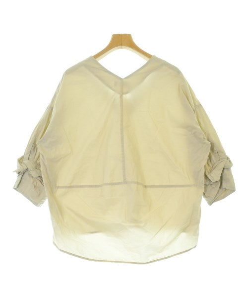 OPAQUE.CLIP เสื้อสตรี