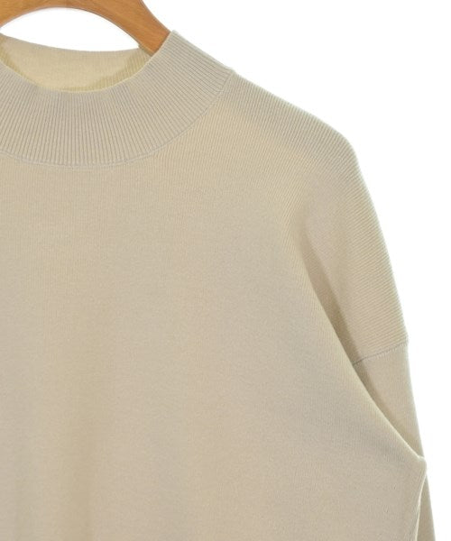OPAQUE.CLIP เสื้อกันหนาว