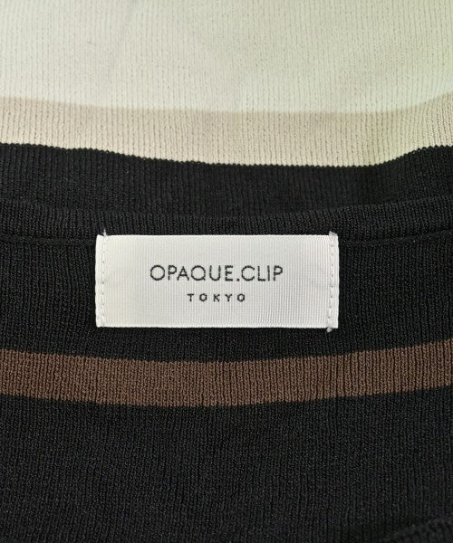 OPAQUE.CLIP เสื้อแขนกุด