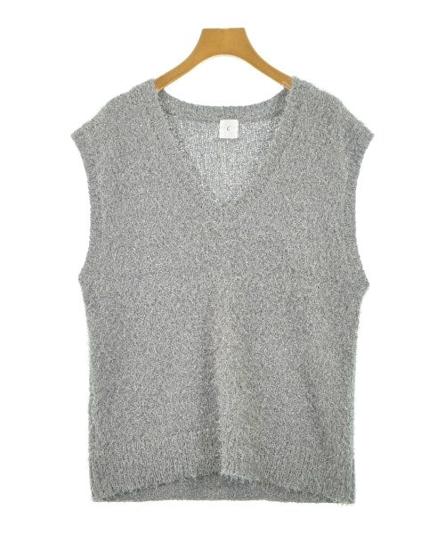 OPAQUE.CLIP เสื้อกั๊ก