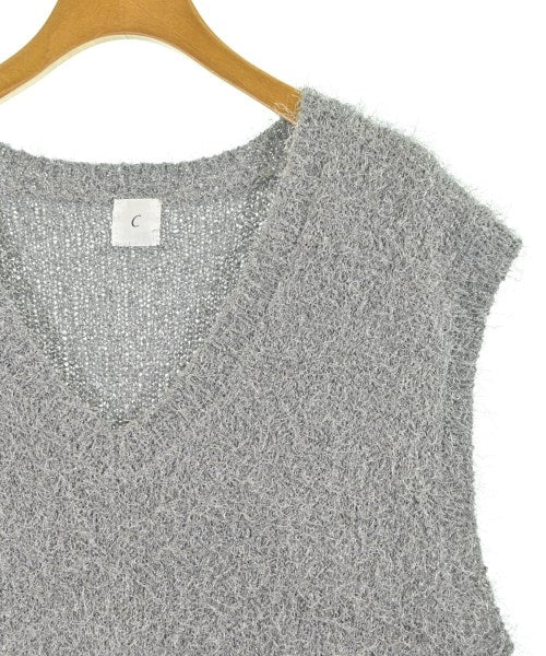 OPAQUE.CLIP เสื้อกั๊ก