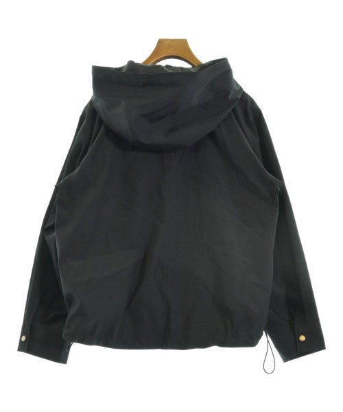 OPAQUE.CLIP เสื้อพาร์กาภูเขา