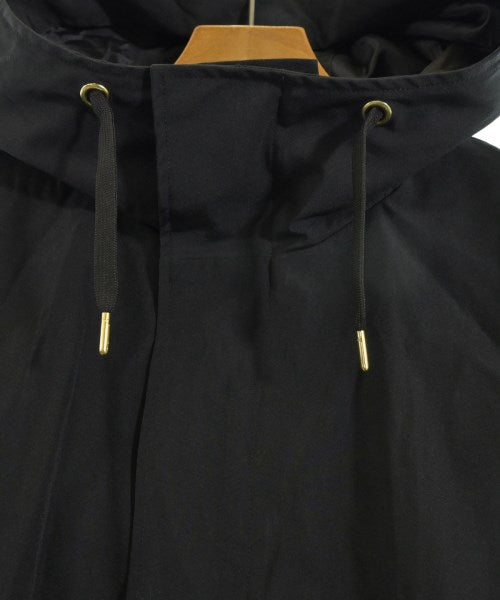 OPAQUE.CLIP เสื้อพาร์กาภูเขา