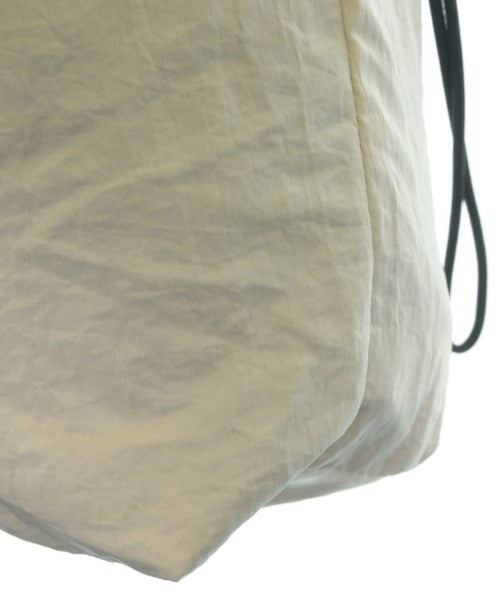 OPAQUE.CLIP กระเป๋าสะพาย