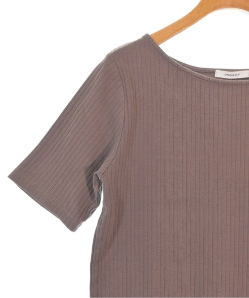 OPAQUE.CLIP เสื้อยืด/เสื้อท็อปส์