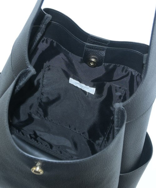 OPAQUE.CLIP กระเป๋าสะพาย