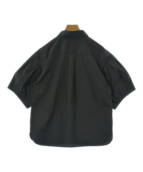 OPAQUE.CLIP เสื้อลำลอง