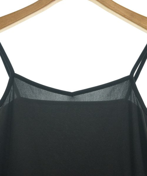 OPAQUE.CLIP เสื้อสายเดี่ยว