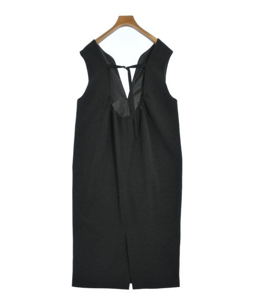OPAQUE.CLIP ชุดเดรส