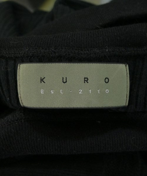 KURO เสื้อยืด/เสื้อท็อปส์