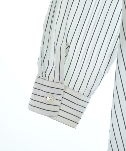 MidiUmi เดรสที่เป็นเสื้อเชิ้ตตัวยาว