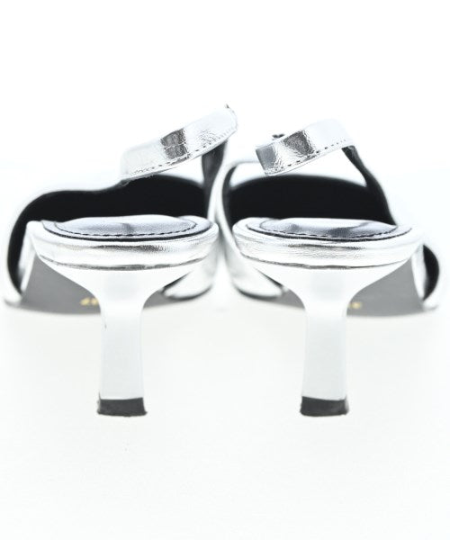 BARNYARDSTORM รองเท้าแตะ