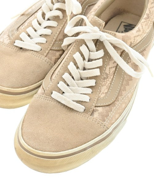 NUMBER NINE รองเท้าผ้าใบ