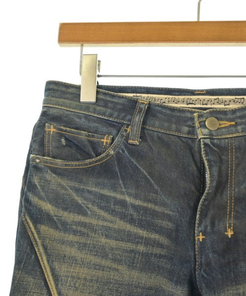 n(n) ยีนส์