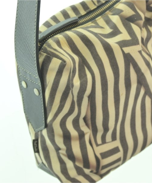 Paul Smith กระเป๋าสะพาย