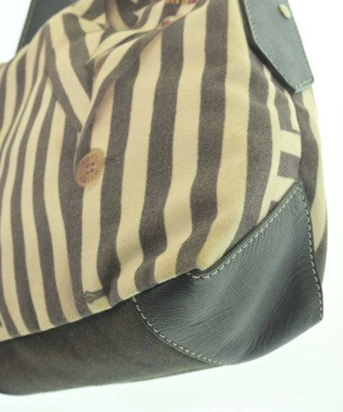 Paul Smith กระเป๋าสะพาย