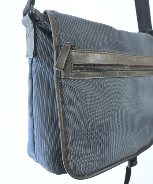Paul Smith กระเป๋าสะพาย