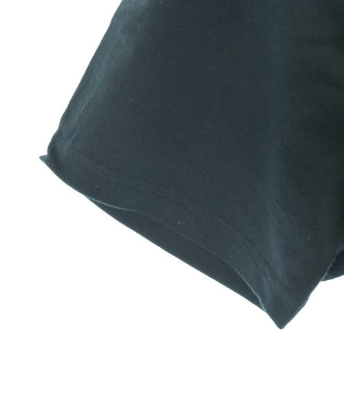 YANUK เสื้อยืด/เสื้อท็อปส์