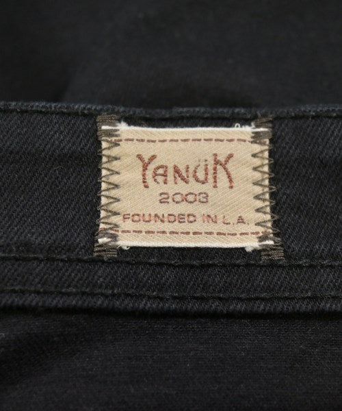YANUK ชิโน่
