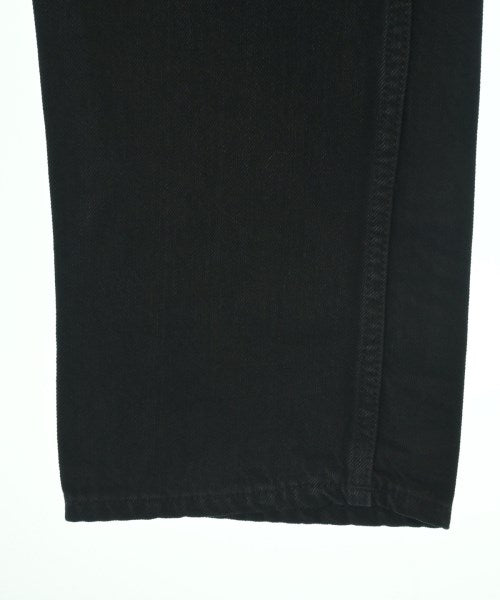 Acne ยีนส์