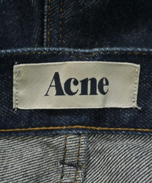 Acne ยีนส์