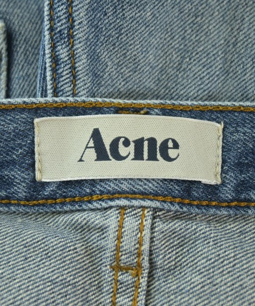 Acne ยีนส์