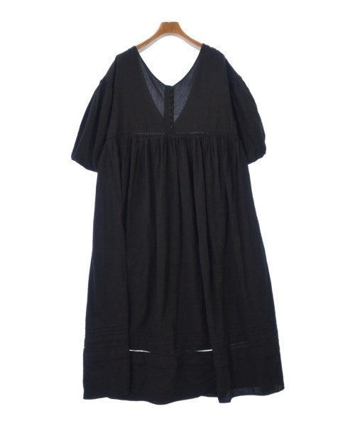 fredy emue ชุดเดรส