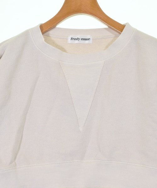 fredy emue เสื้อสเวตเตอร์