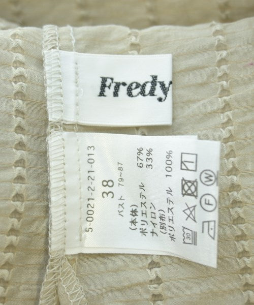fredy emue เสื้อสตรี