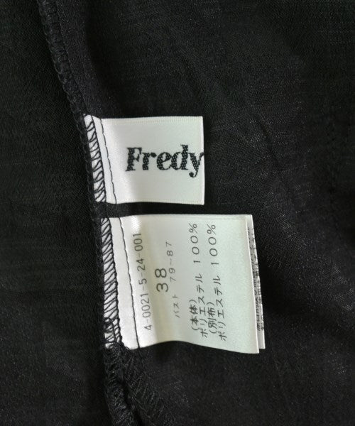 fredy emue เสื้อกั๊ก