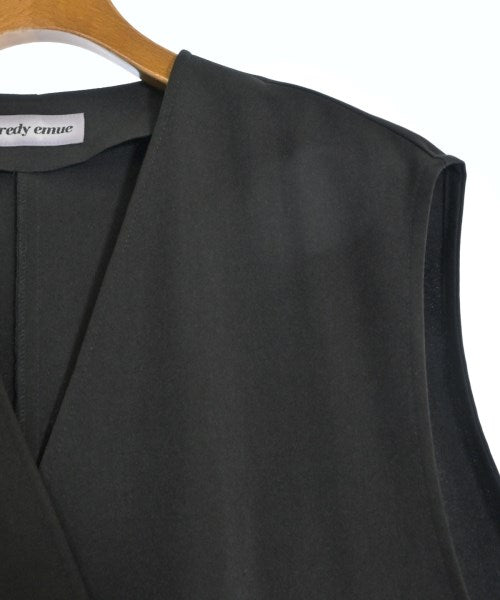 fredy emue เสื้อกั๊ก